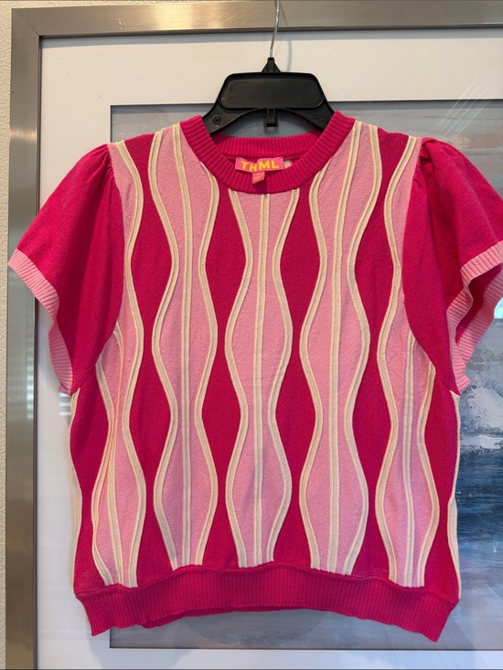 THML Tops - THML Pink and Light Pink Wave Knit Short Sleeve Top